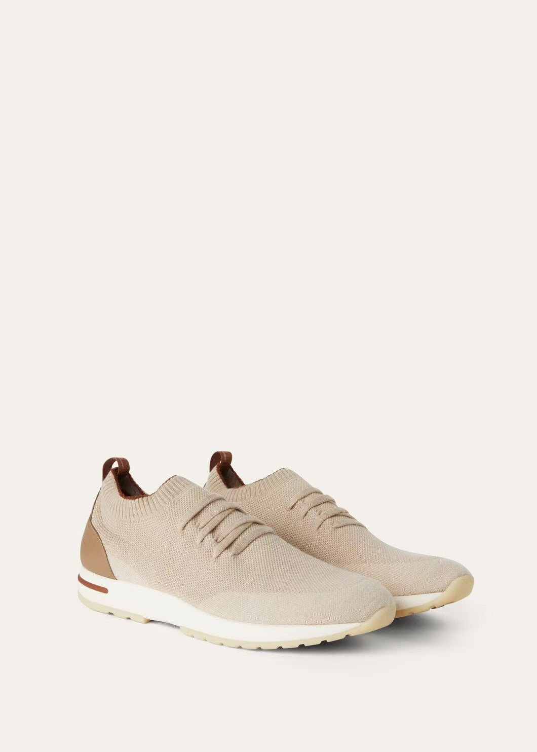 Walk sneaker
